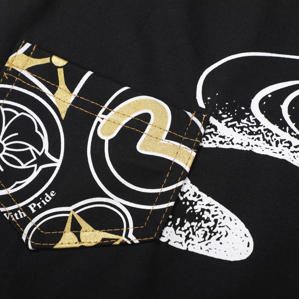 EVISU "Multi-Pocket & Gold Foil 'Big M'" Series Short-Sleeve T-Shirt
