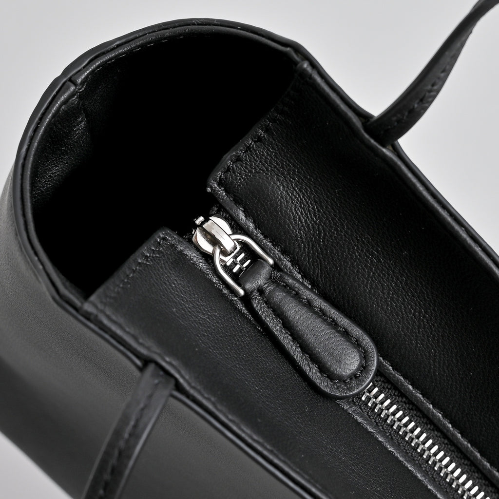 The Row Terrasse To Go Mini Shoulder Bag | 27cm Soft Lambskin Underarm Bag | Black Minimalist Handbag