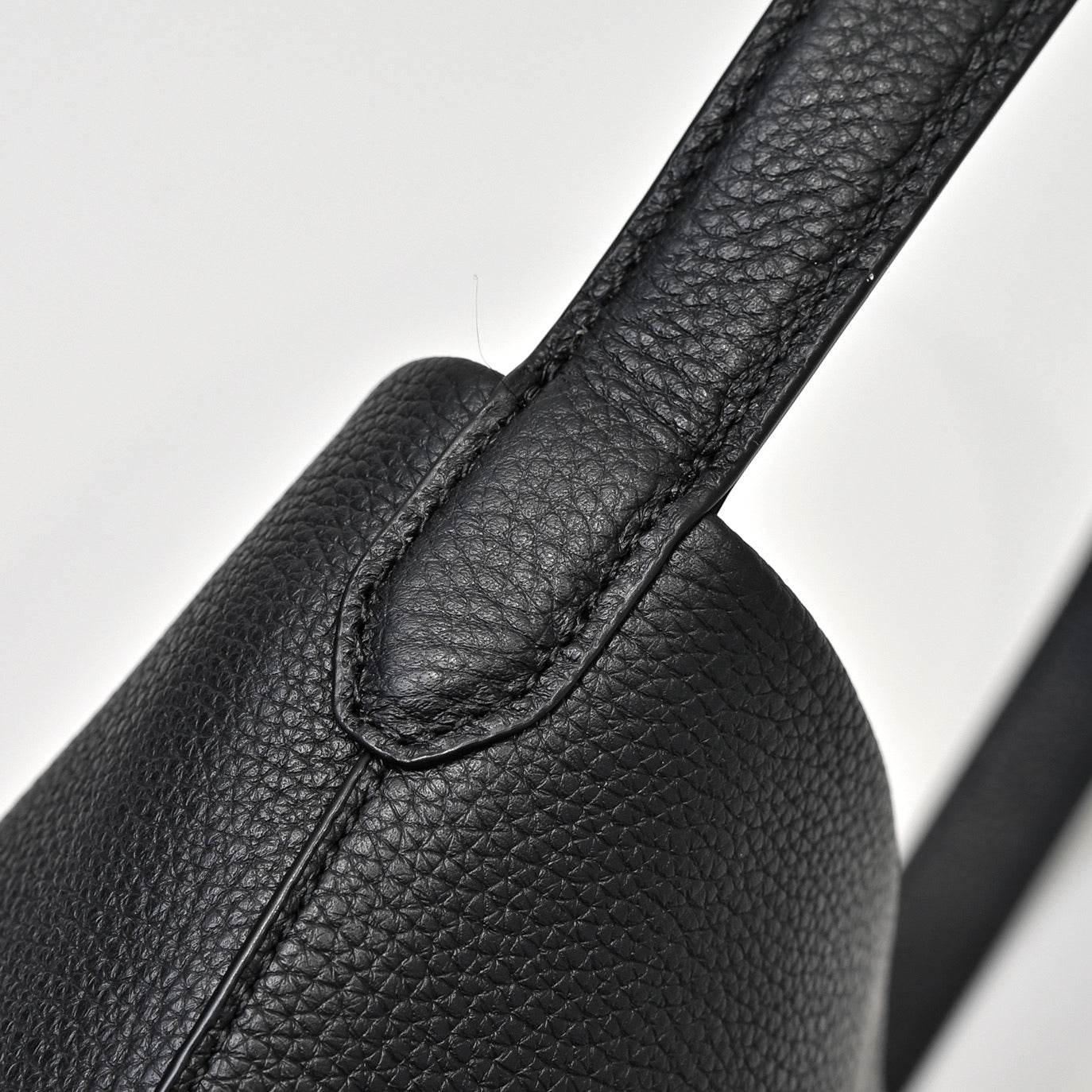 The Row N/S Park Medium Tote Bag | 30cm Pebbled Calfskin Bucket Bag | Black Leather Shoulder Tote