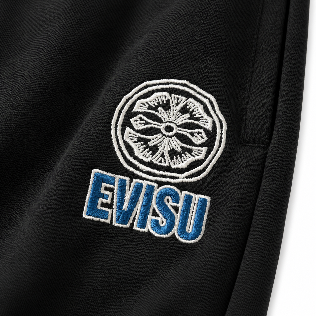 EVISU Casual Shorts with Buddha Head Embroidery