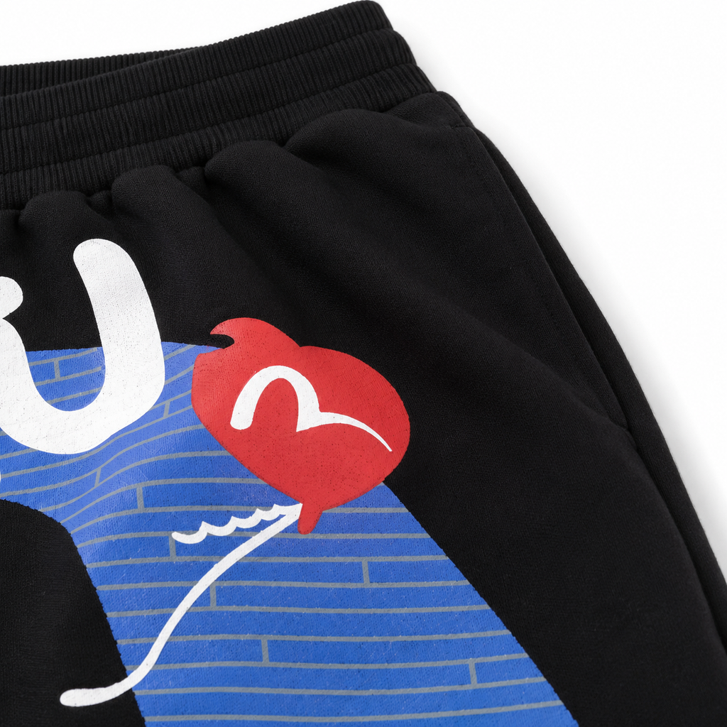 EVISU “Balloon Girl” Graffiti Series Shorts