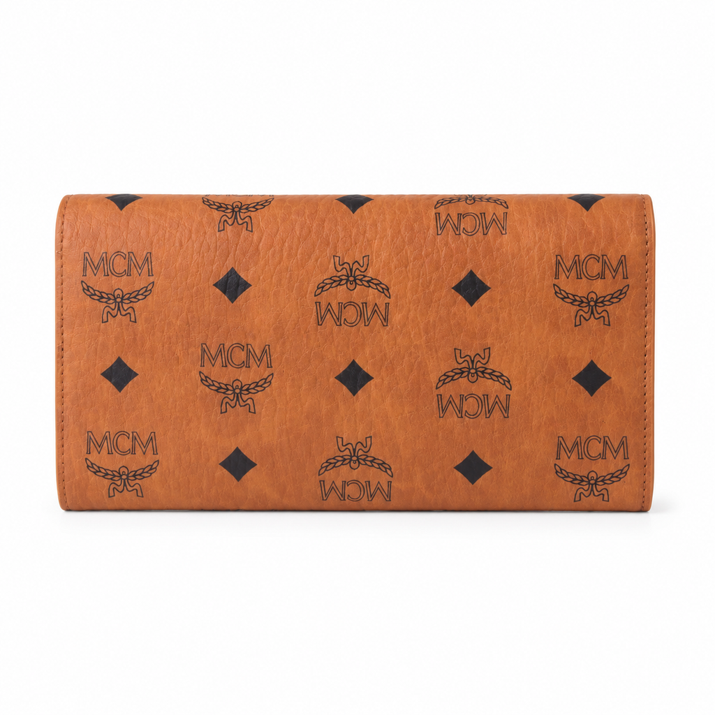 MCM Small Tracy Trifold Wallet in Visetos – Classic White Coated Leather Long Wallet with Gold Plaque, 19x10cm