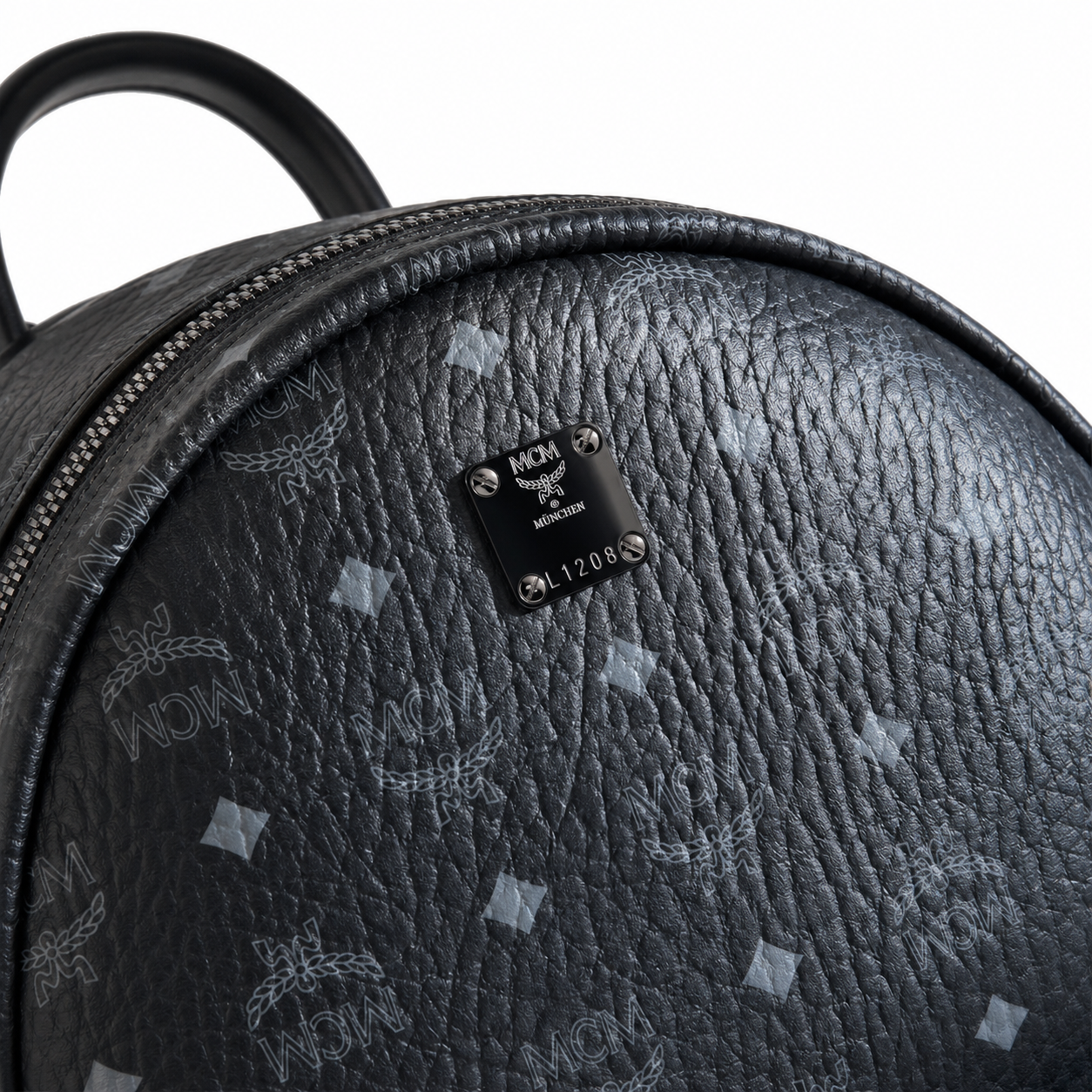 MCM Stark Large Backpack in Visetos Black – Signature Monogram Double-Sided Backpack with Pyramid Studs, 41x33x15cm