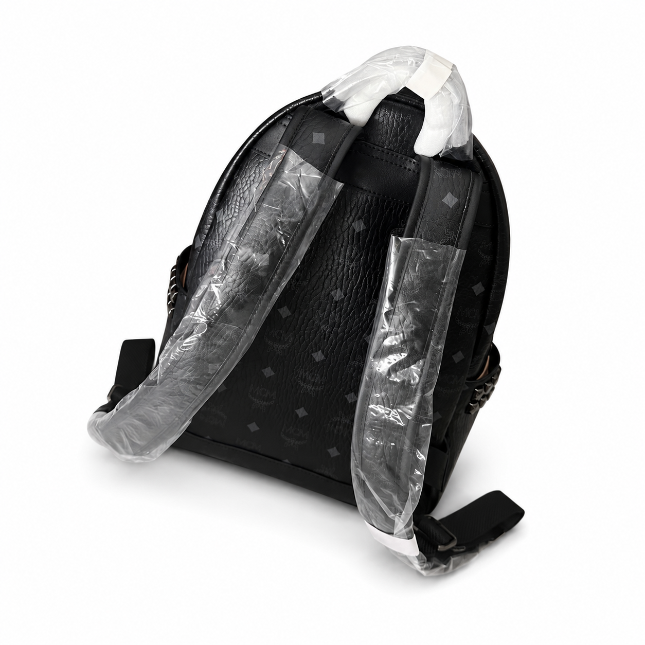 MCM Medium Stark Backpack in Visetos Black – Classic Monogram Side Studs Backpack, 38x30x13cm