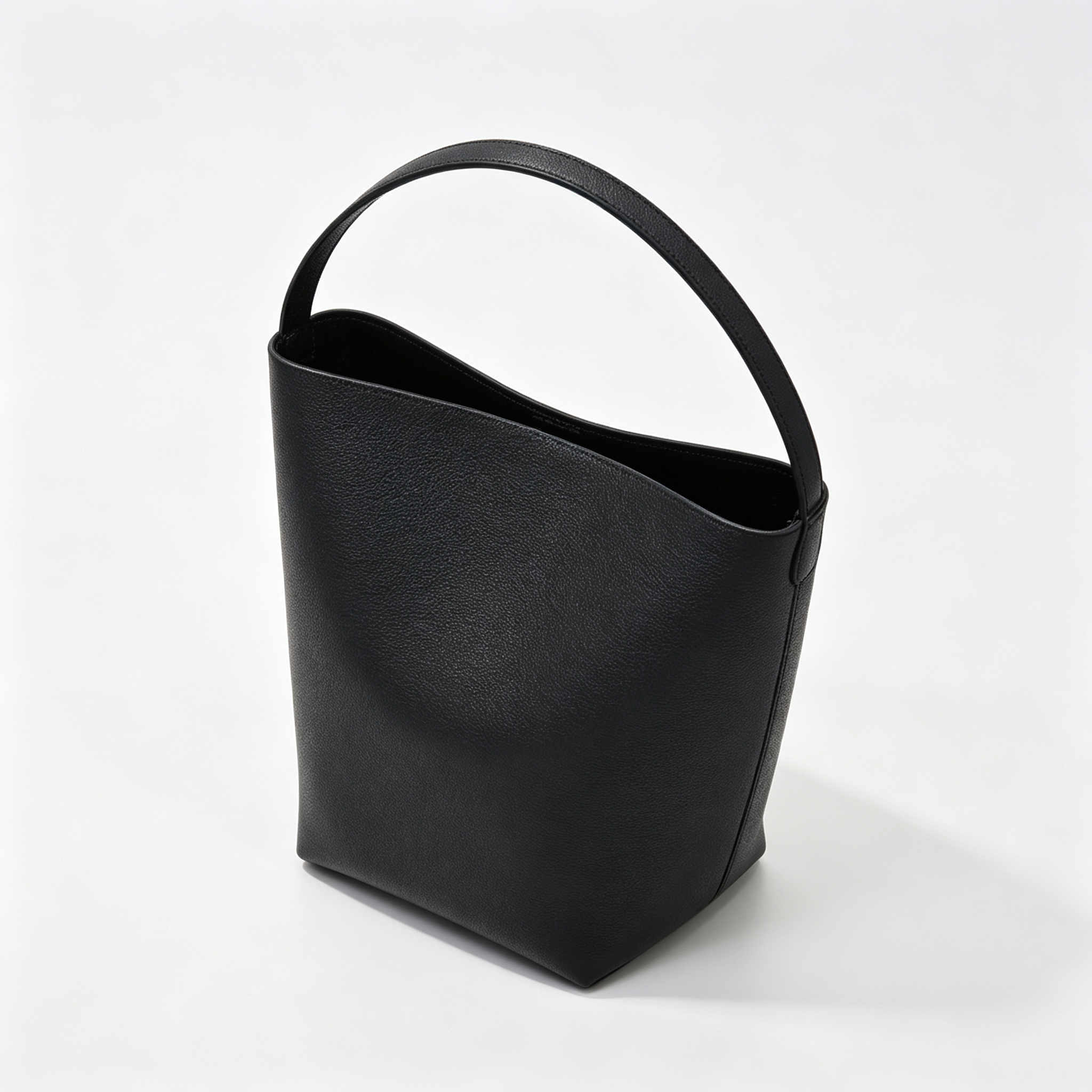 The Row Park Bucket Bag Large | 38cm Pebbled Calfskin Water Bucket Tote | Black Shoulder Bag